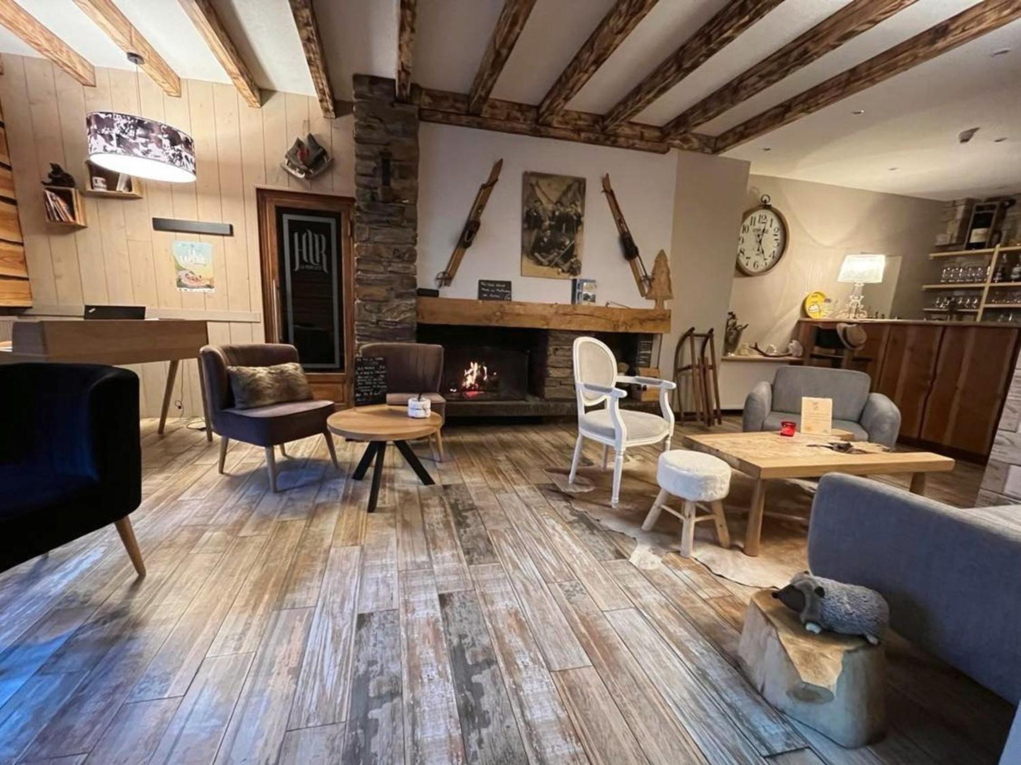 Hotel La Rencluse Saint-Mamet Exteriér fotografie