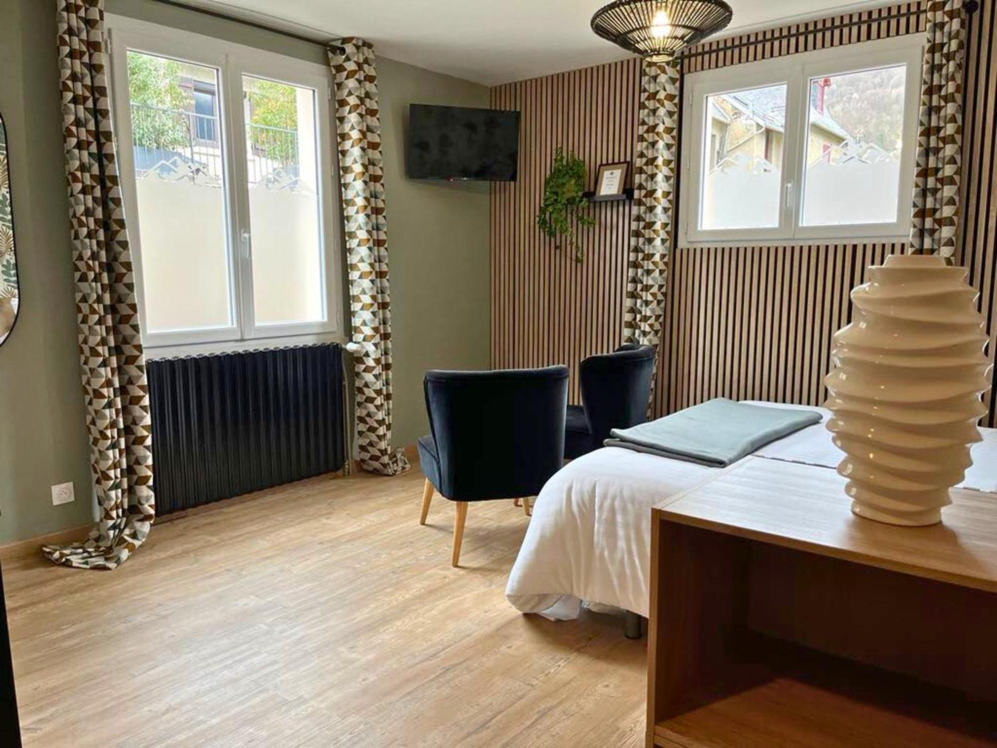Hotel La Rencluse Saint-Mamet Exteriér fotografie