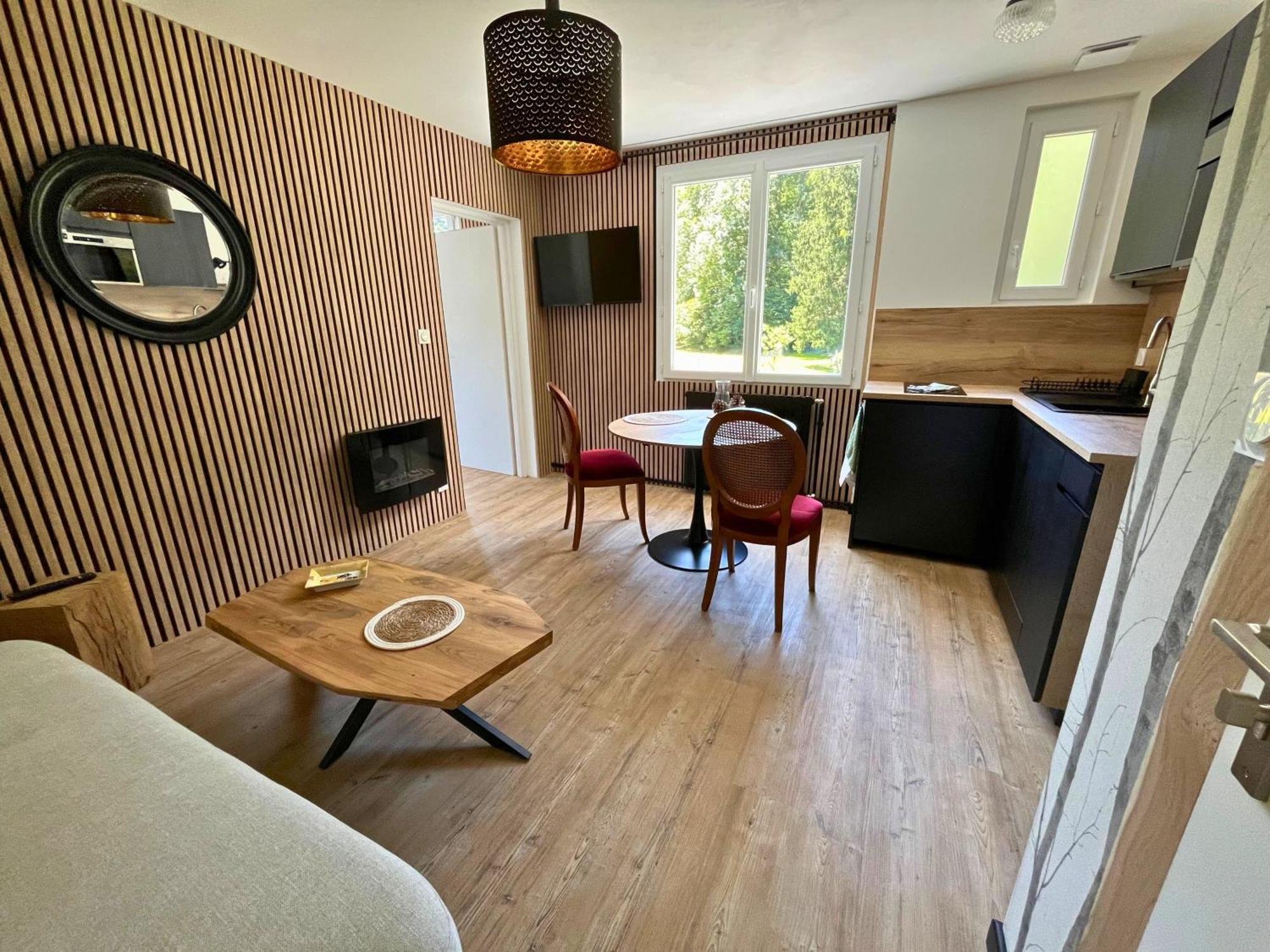 Hotel La Rencluse Saint-Mamet Exteriér fotografie