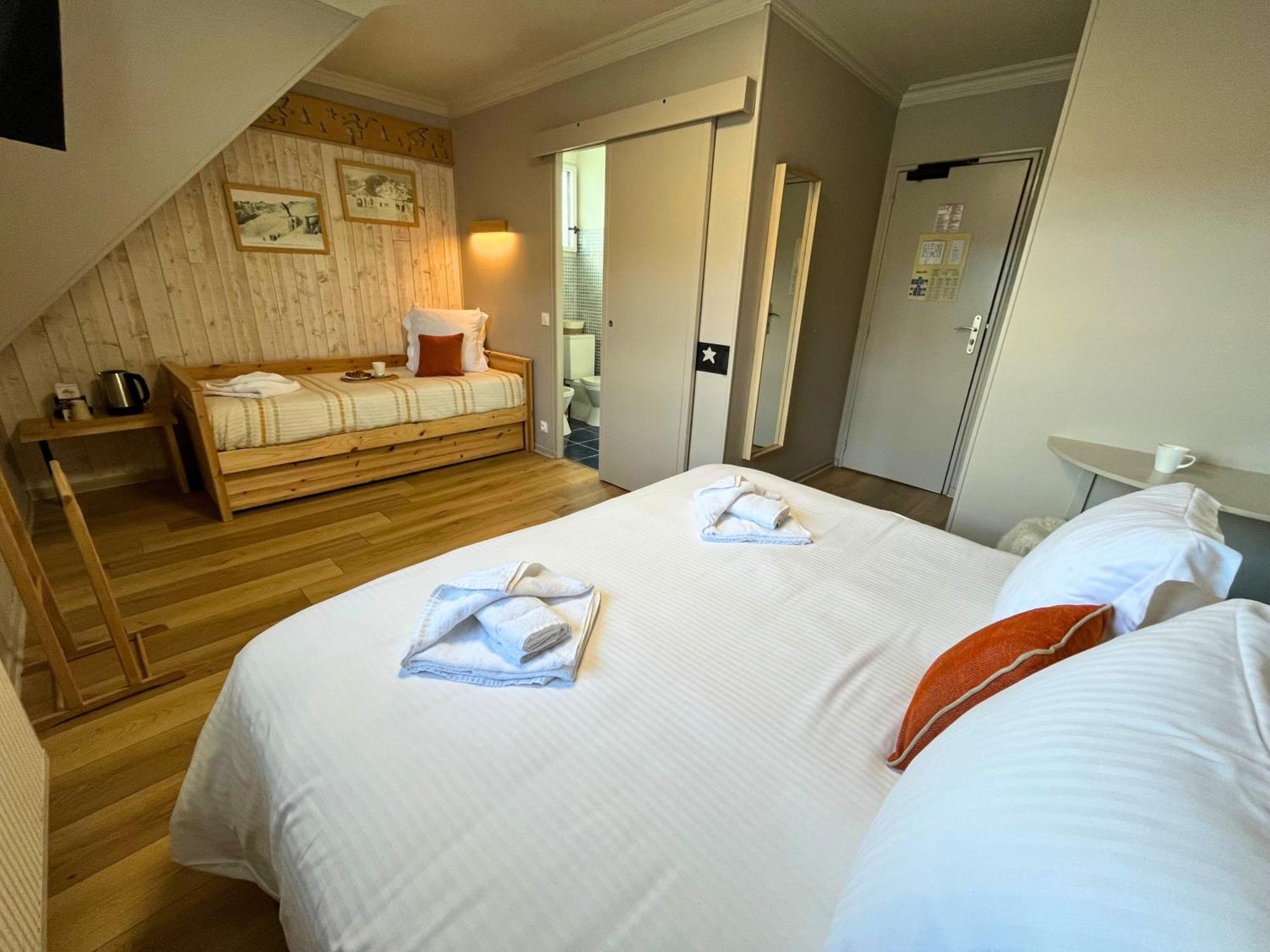Hotel La Rencluse Saint-Mamet Exteriér fotografie