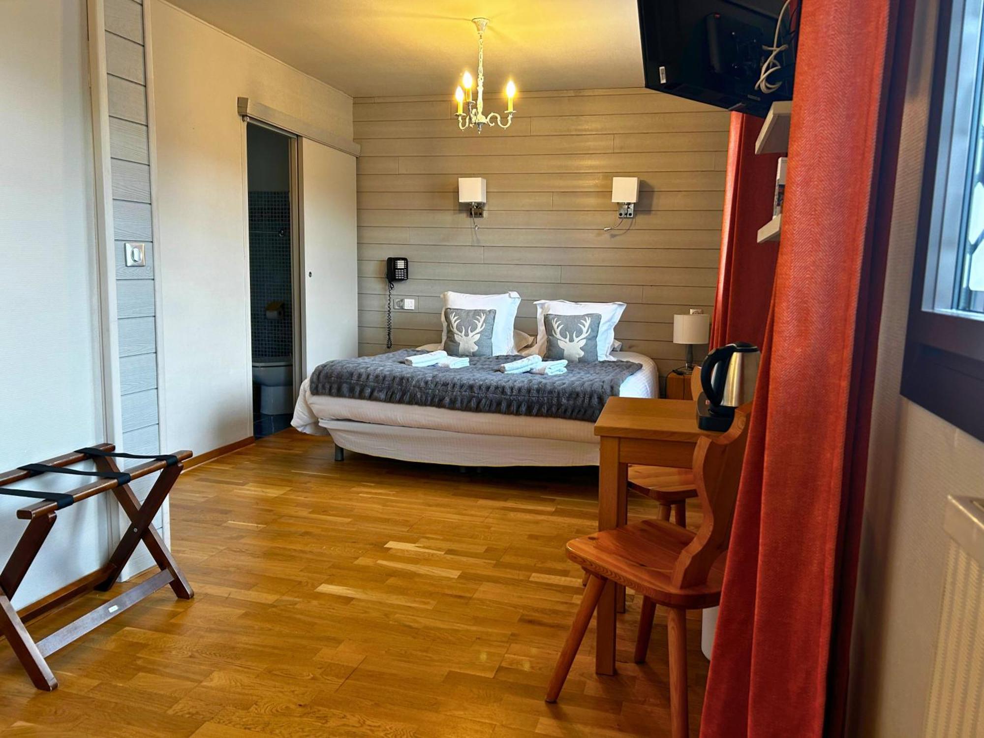 Hotel La Rencluse Saint-Mamet Exteriér fotografie