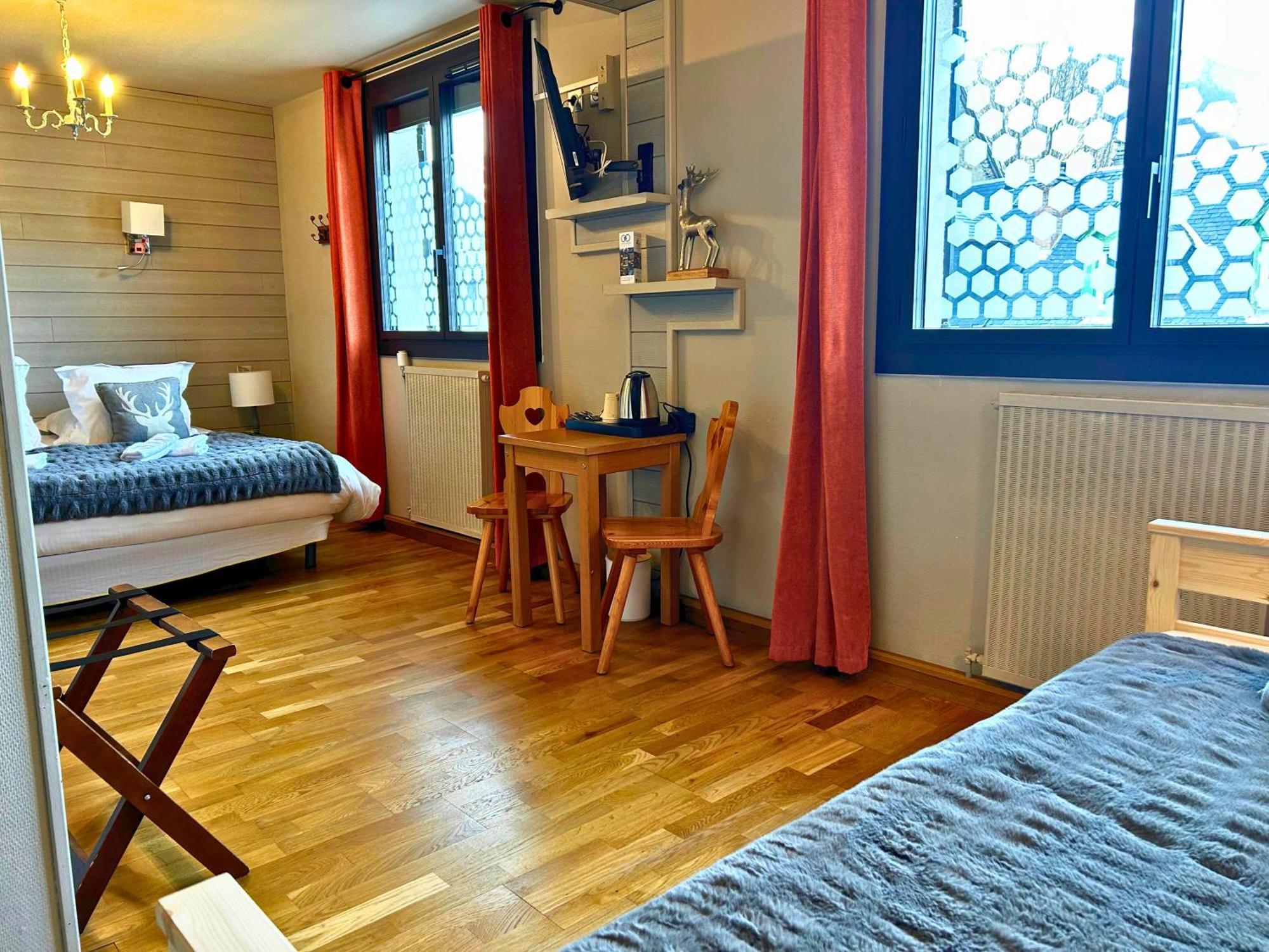 Hotel La Rencluse Saint-Mamet Exteriér fotografie