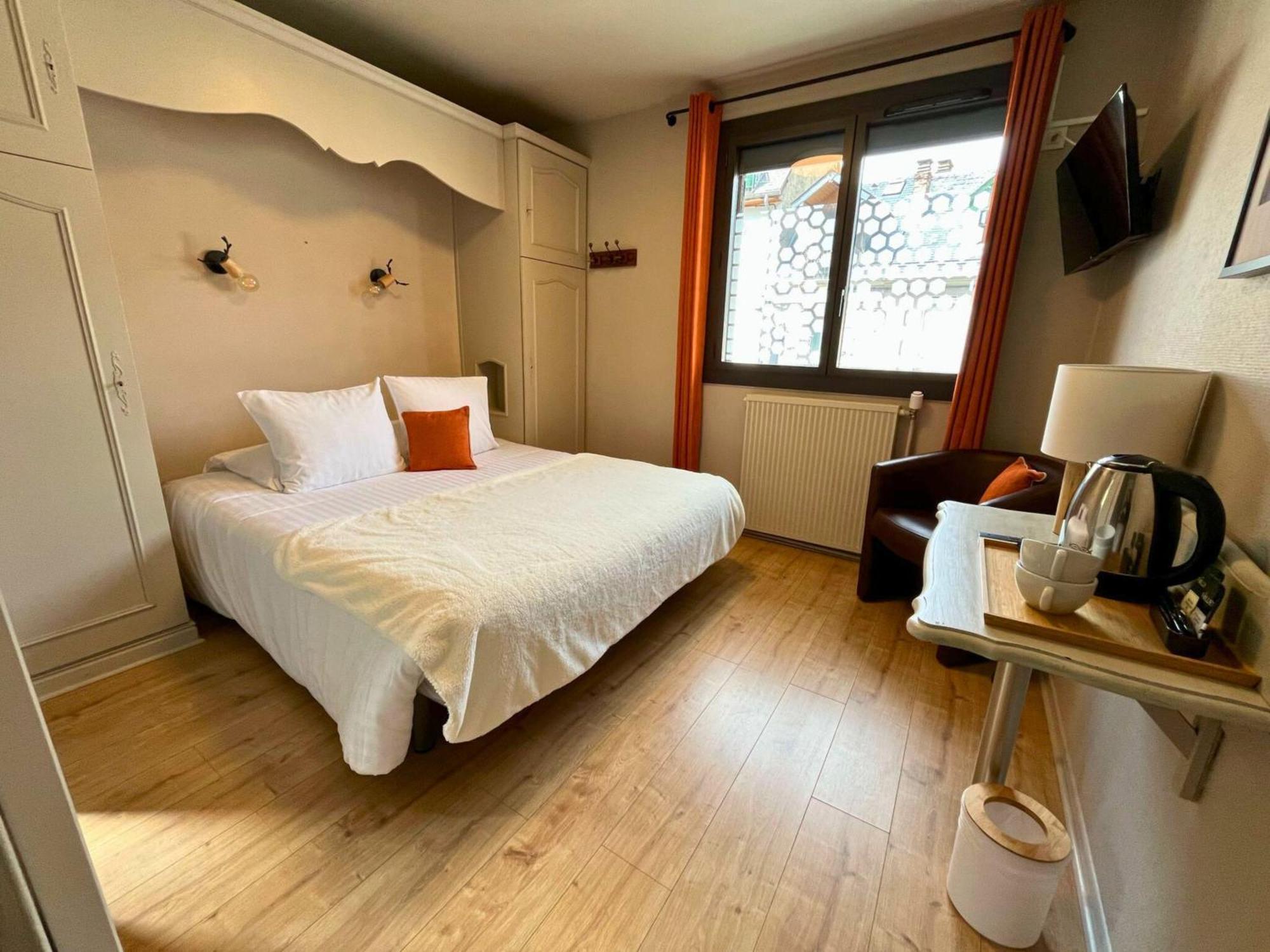 Hotel La Rencluse Saint-Mamet Exteriér fotografie