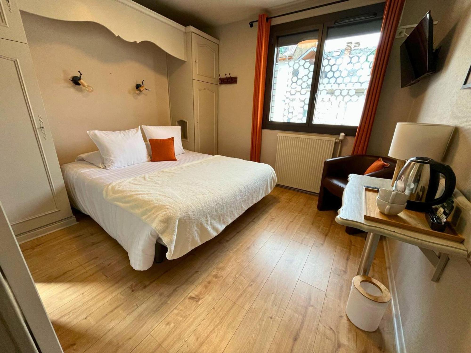 Hotel La Rencluse Saint-Mamet Exteriér fotografie